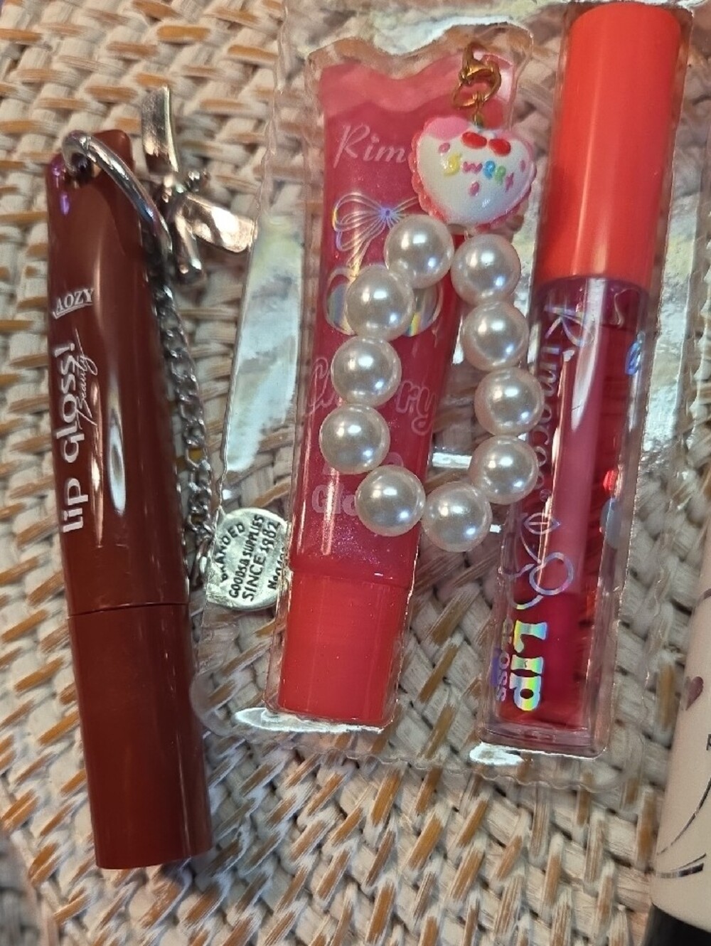 6 🤟 Make Up Removal Hairband Colors Vary Hard Candy Primer Cherry Charm Lip Set - Picture 2 of 5